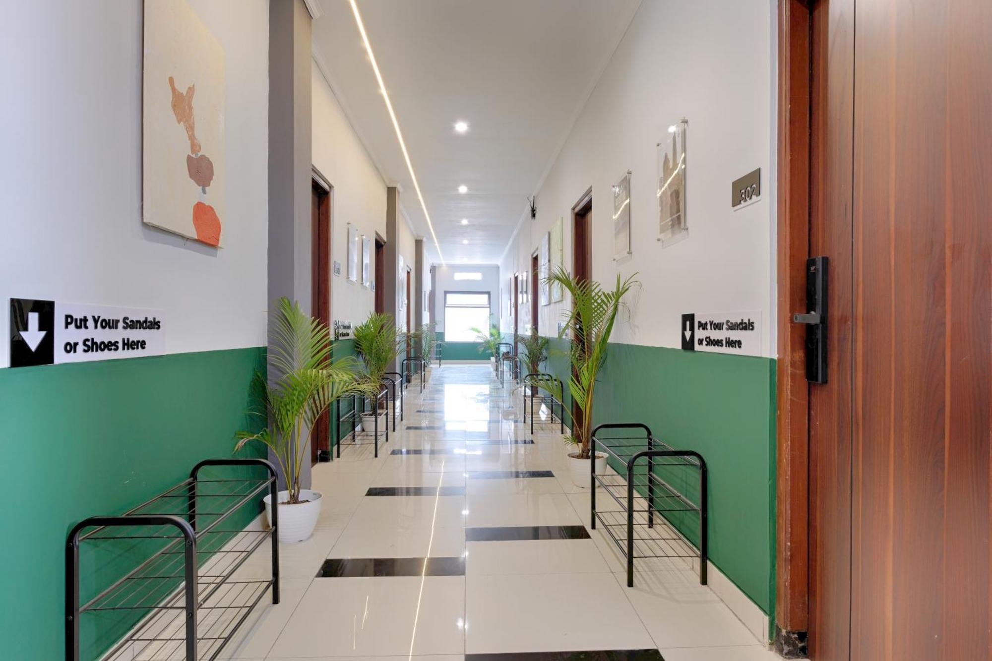 Hubs Hostel יוגיאקרטה מראה חיצוני תמונה