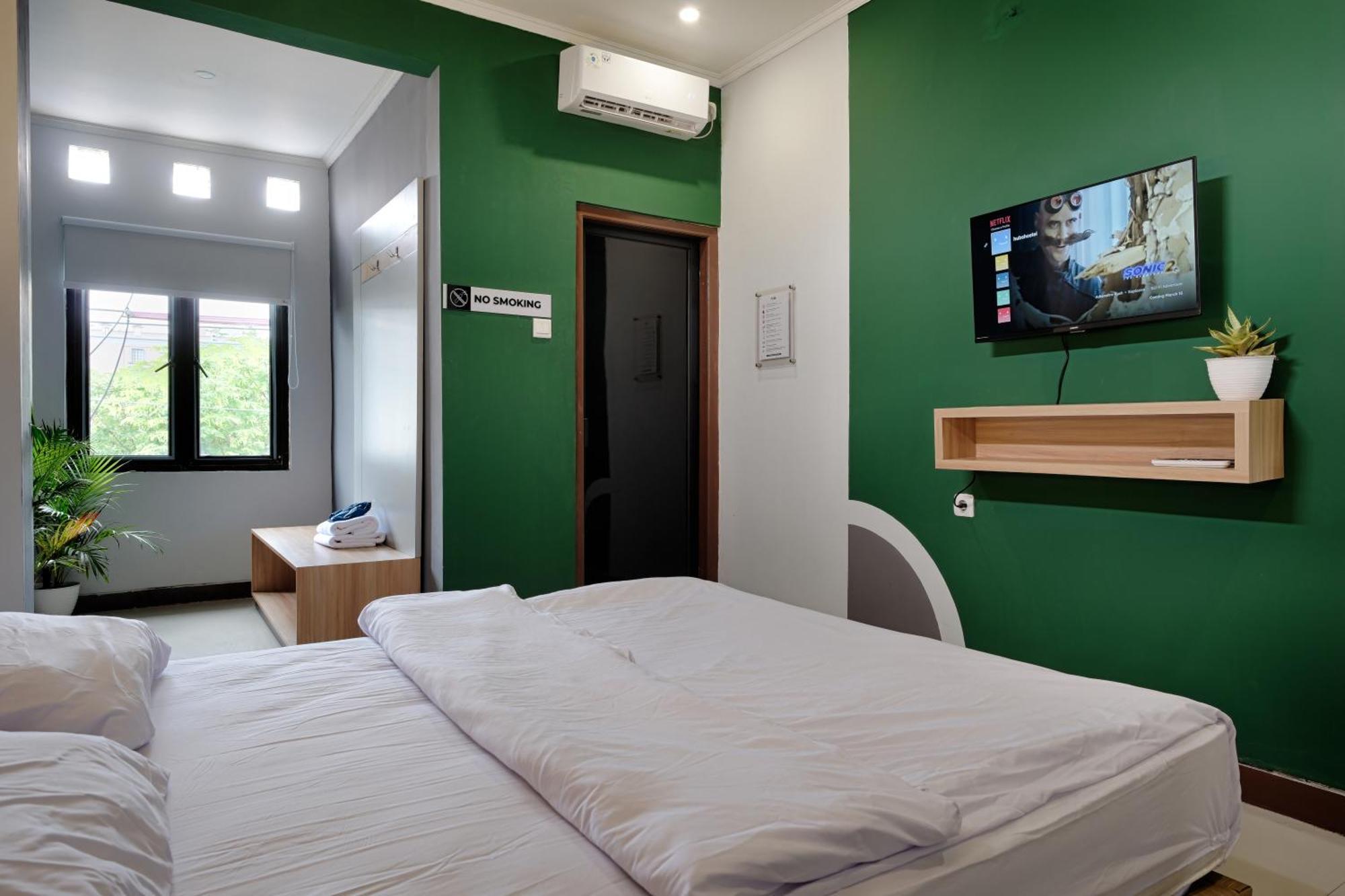 Hubs Hostel יוגיאקרטה מראה חיצוני תמונה